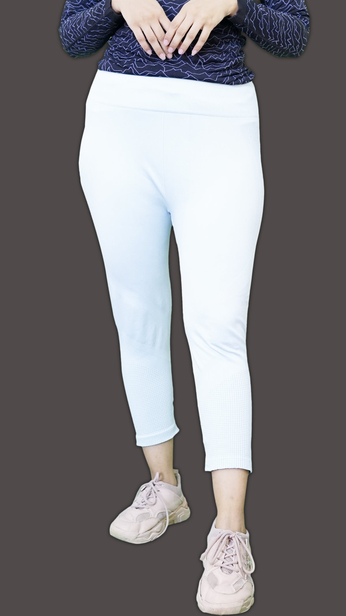 Caliphe Classic White Leggings